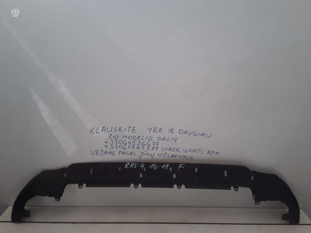 Toyota RAV4 dalimis