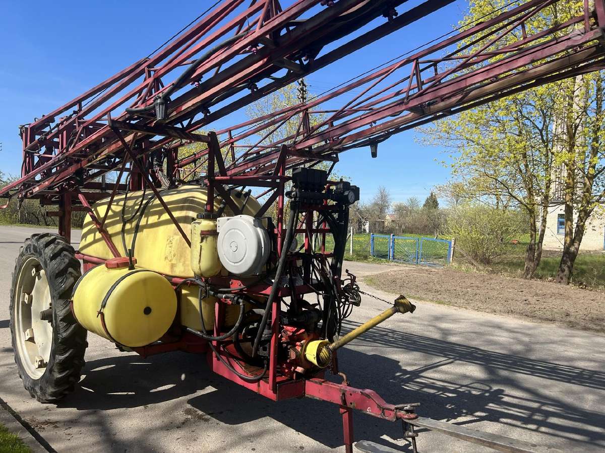 Hardi 24 metrai, разбрызгиватели