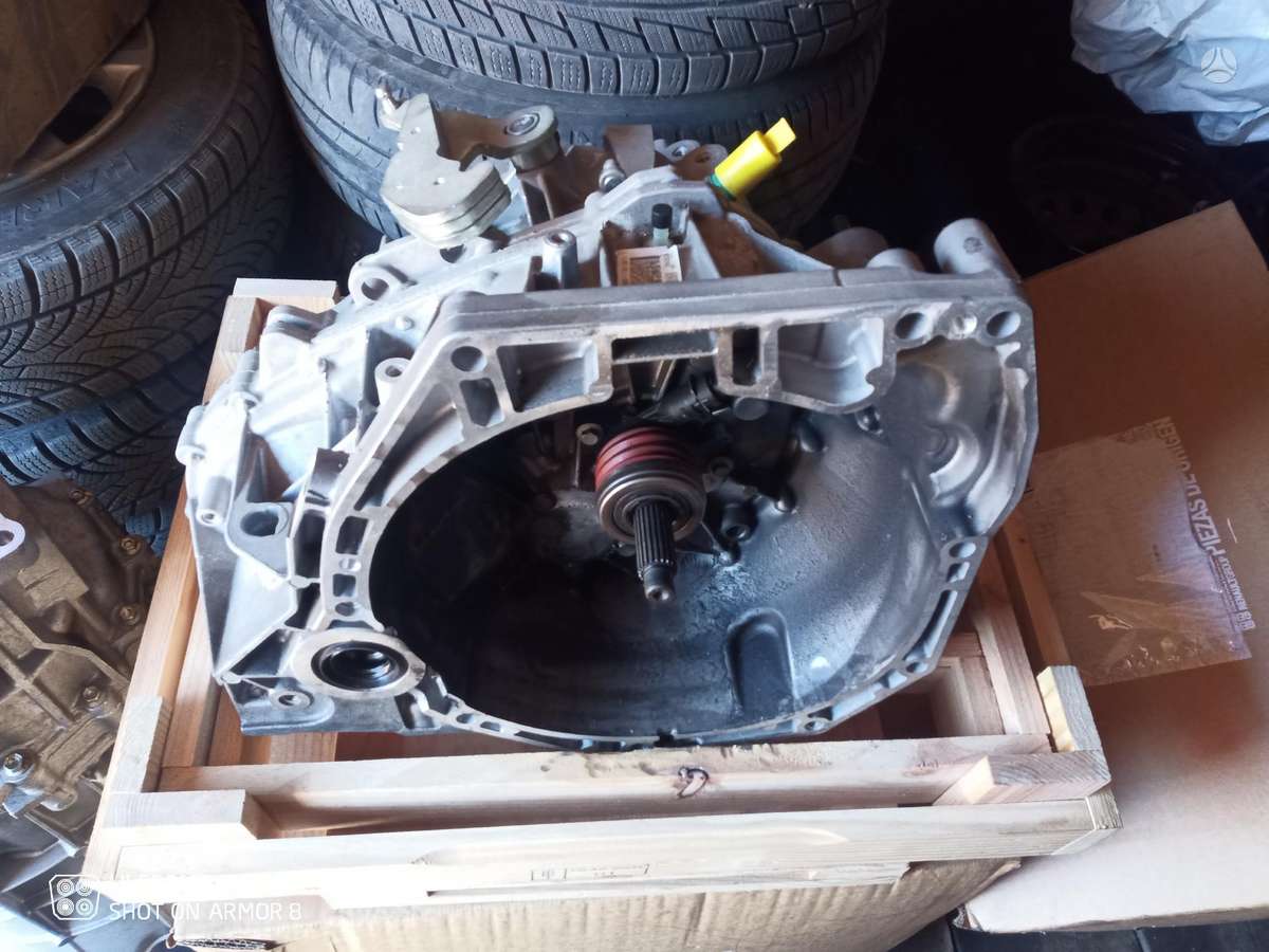 Nissan Qashqai консоль