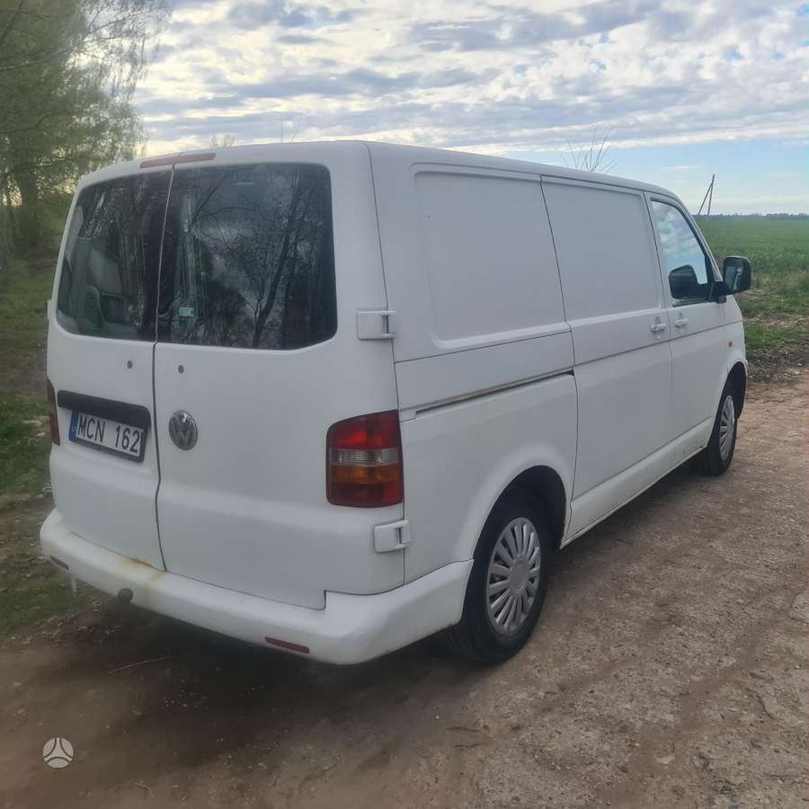 Volkswagen TRANSPORTER, preču
