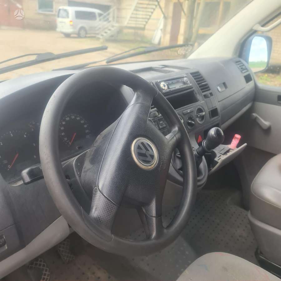Volkswagen TRANSPORTER, preču