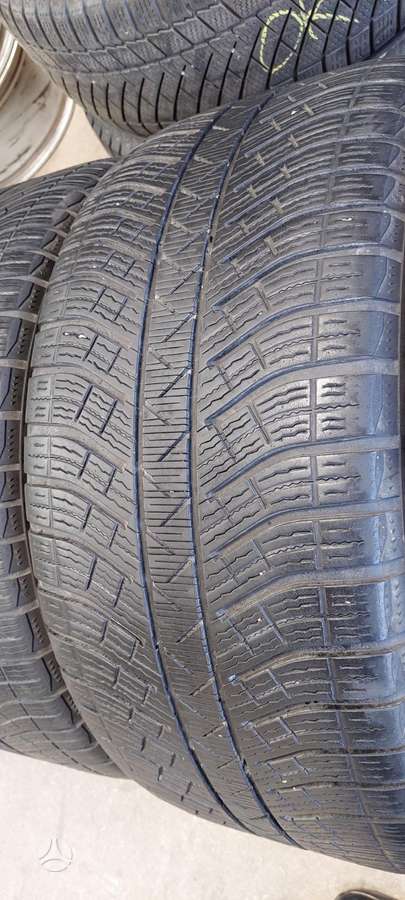 Michelin, зимние 305/35 R21