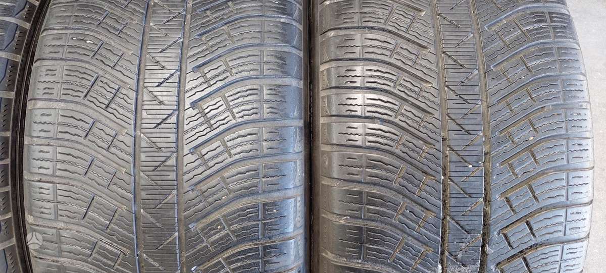 Michelin, зимние 305/35 R21