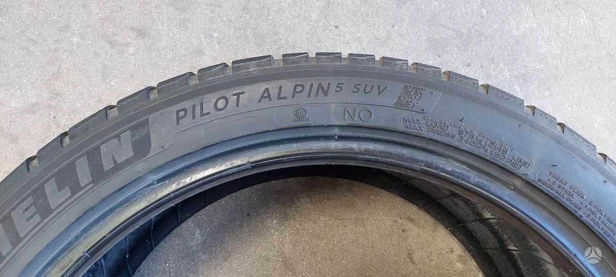 Michelin, winter 305/35 R21