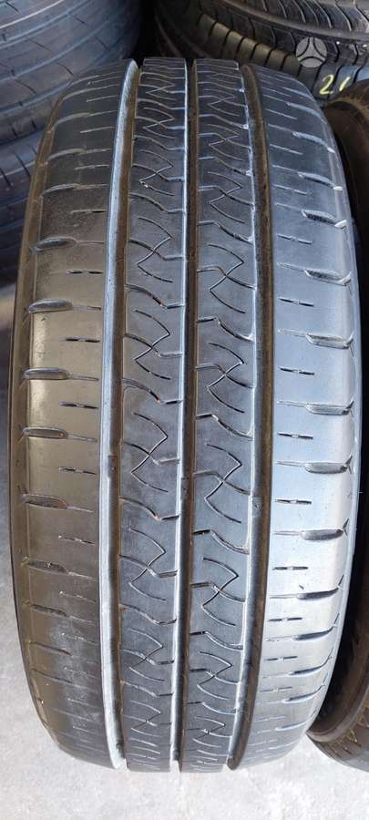 Kumho, vasarinės 215/60 R17