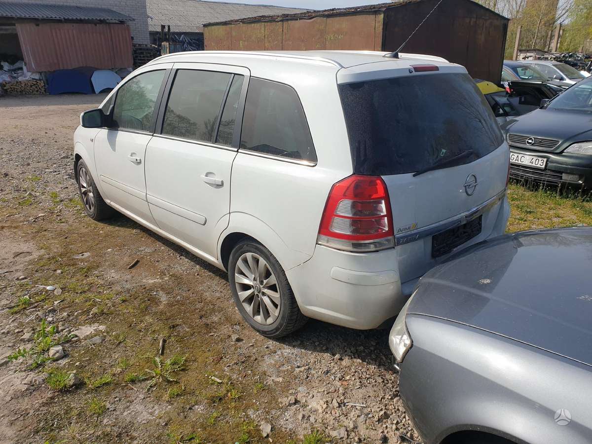 Opel Zafira rezerves daļās