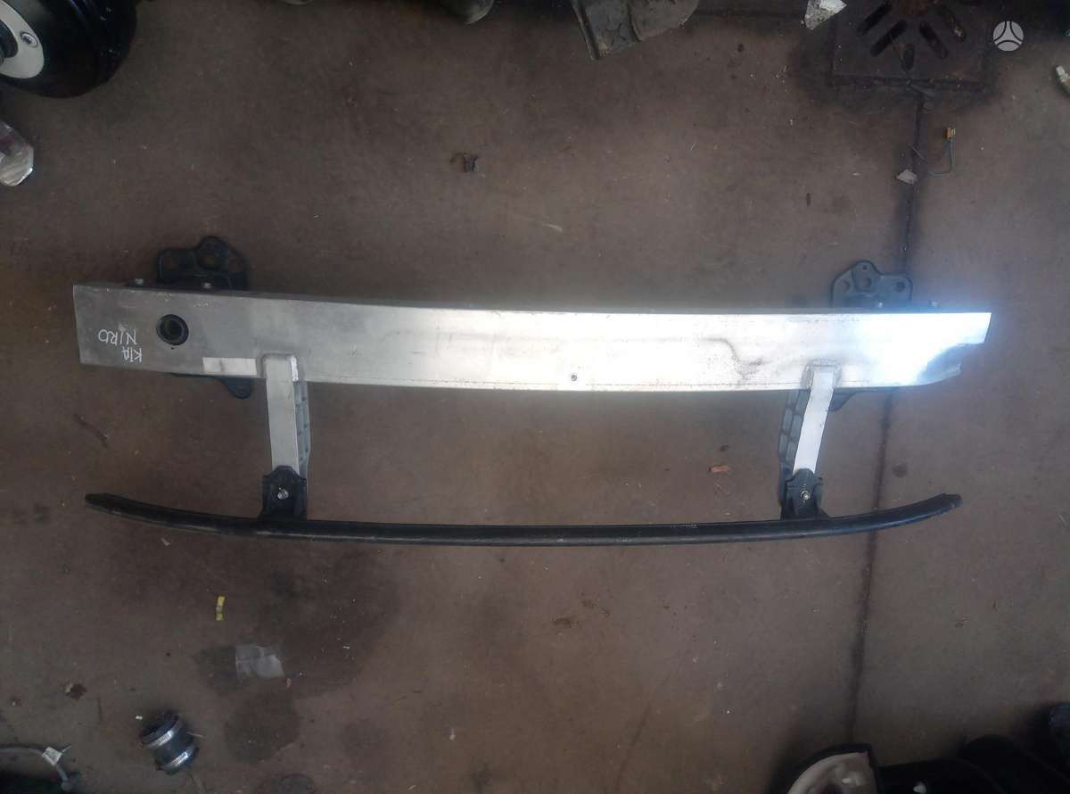 Kia Niro bumpers, fenders, lights