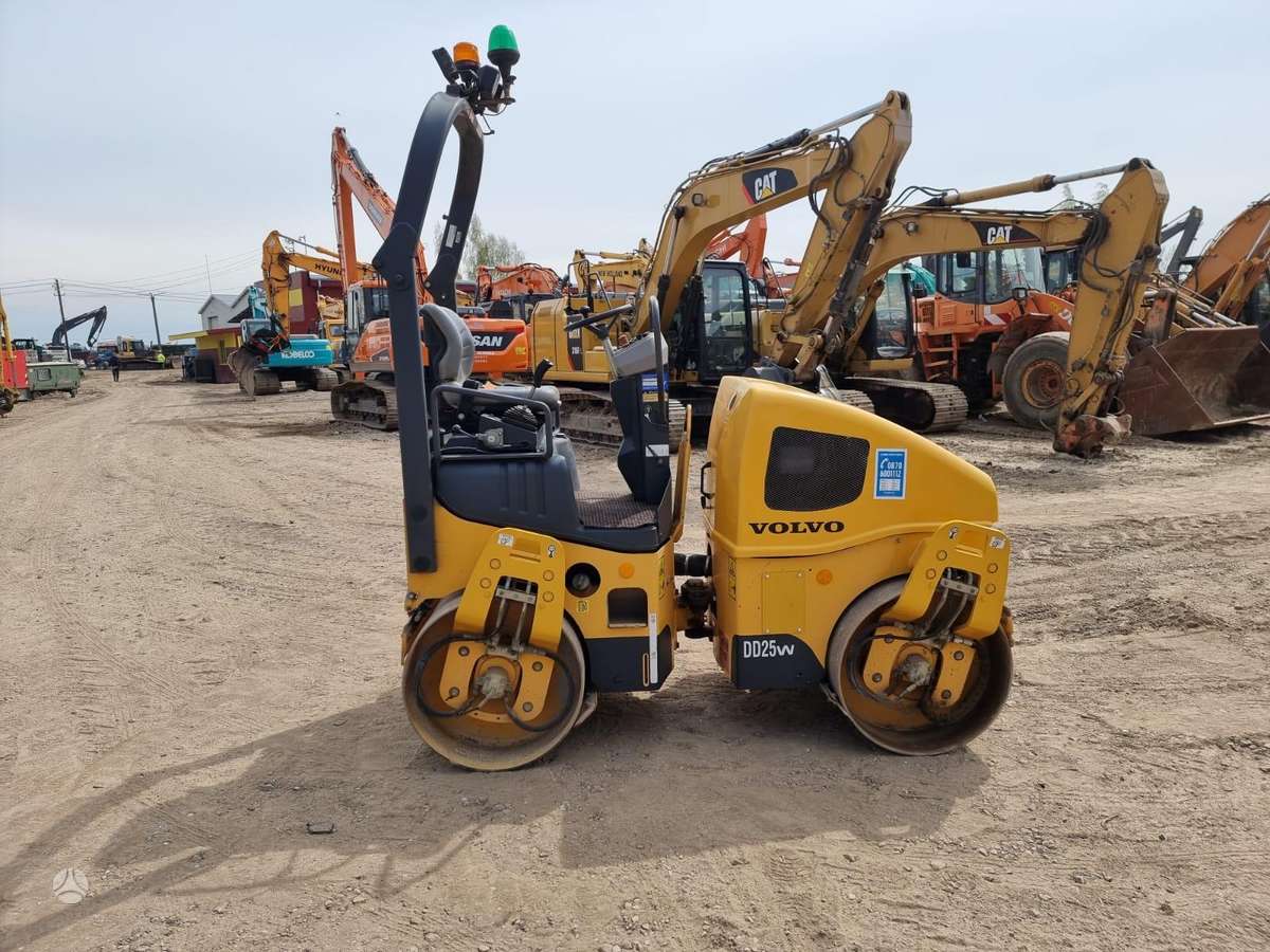 Volvo DD25, vibrator / compactor