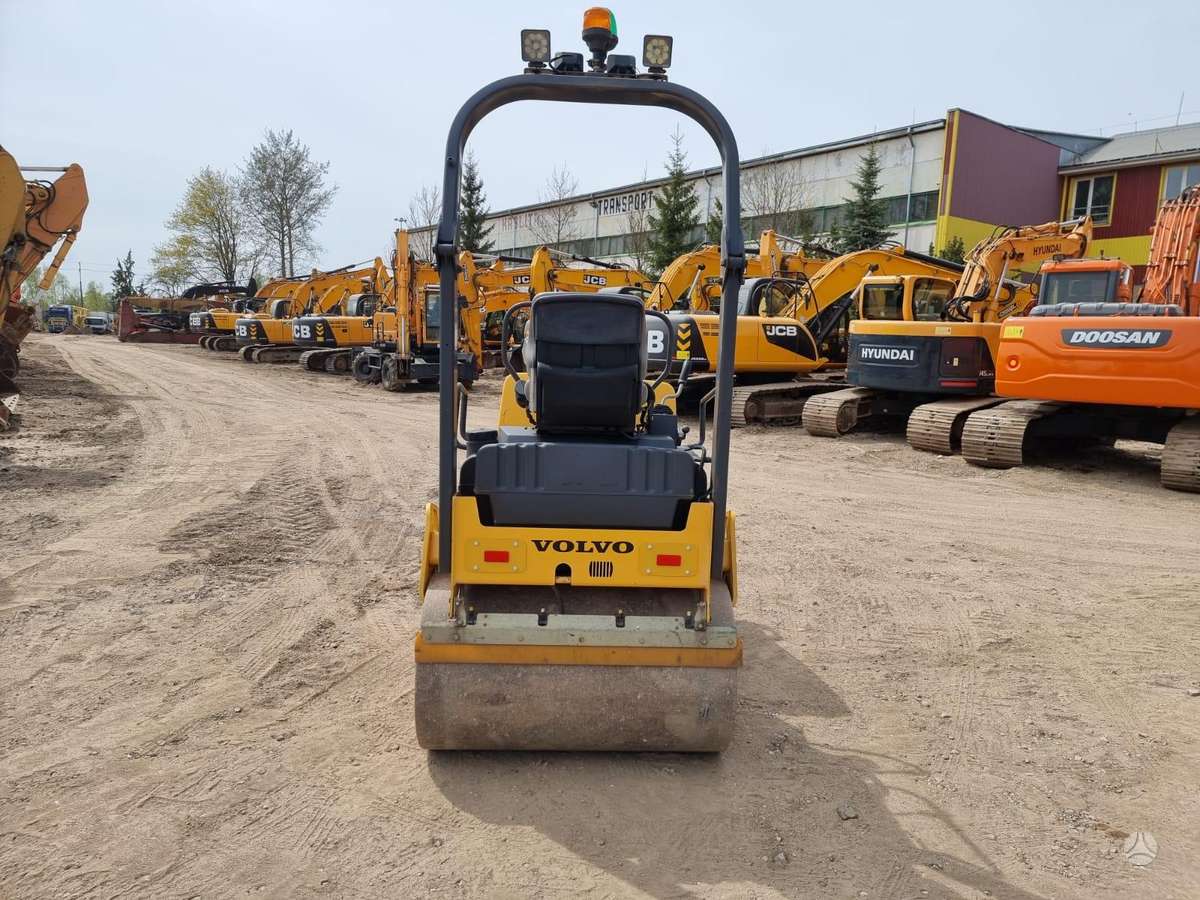 Volvo DD25, vibrator / compactor