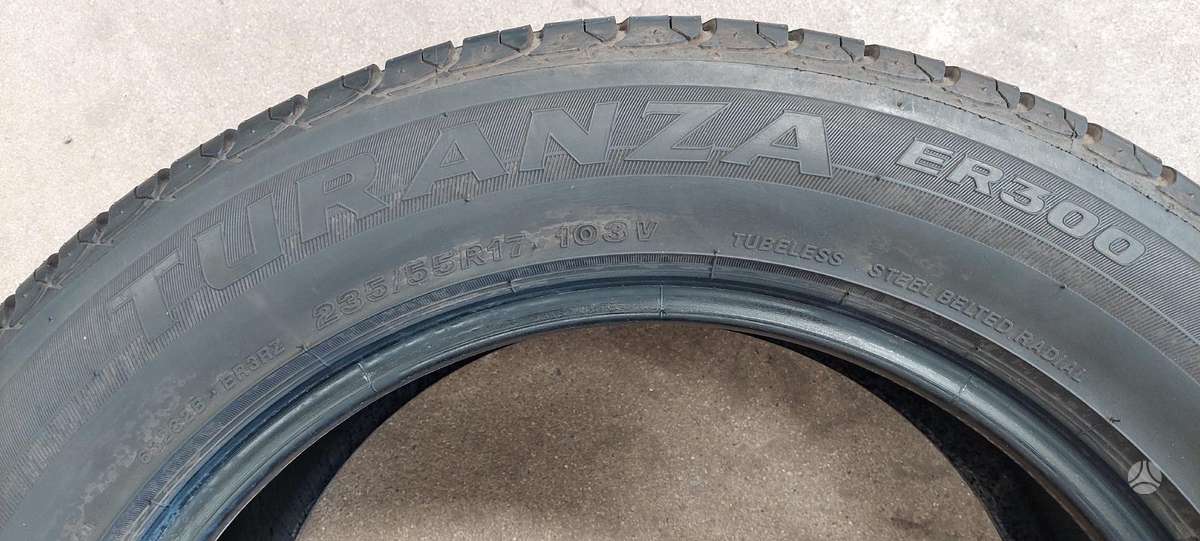 Bridgestone, vasaras 235/55 R17