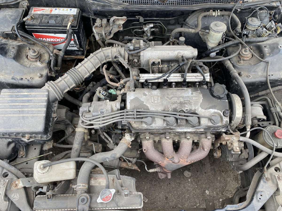 Honda CRX D16z6 dalimis