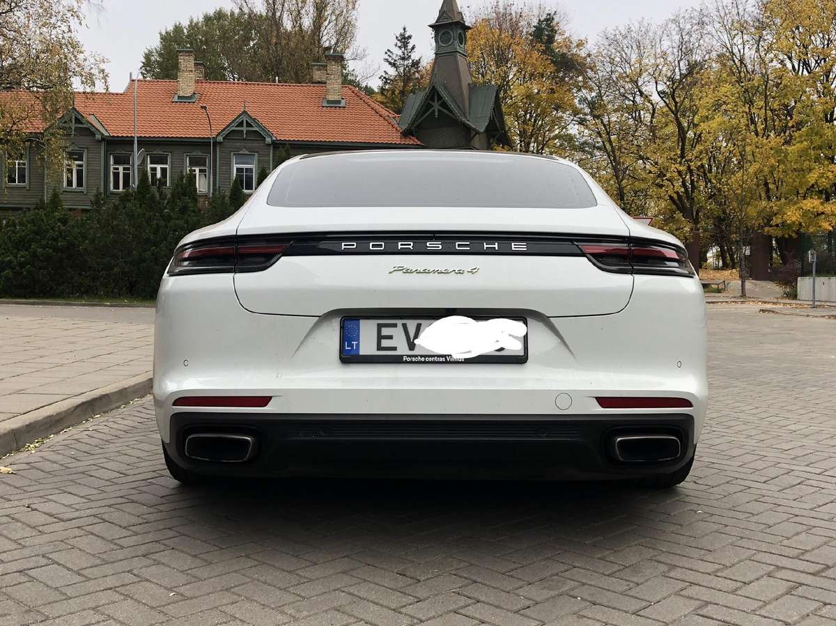 Porsche Panamera - 7