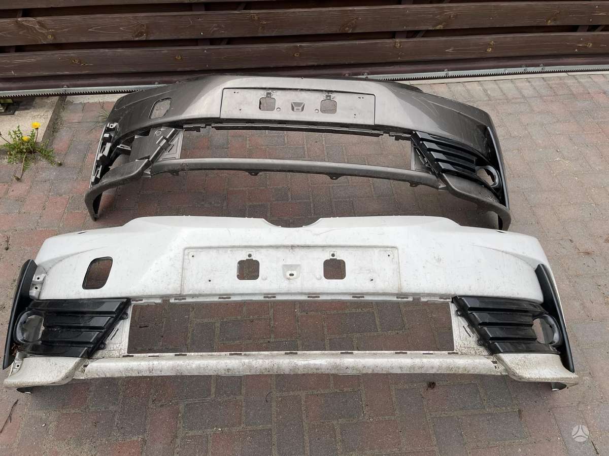 Toyota Corolla Europa full led ir paprastas
