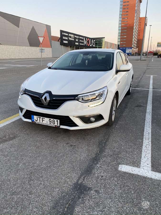 Renault Megane, 1.5 l., saloon / sedan