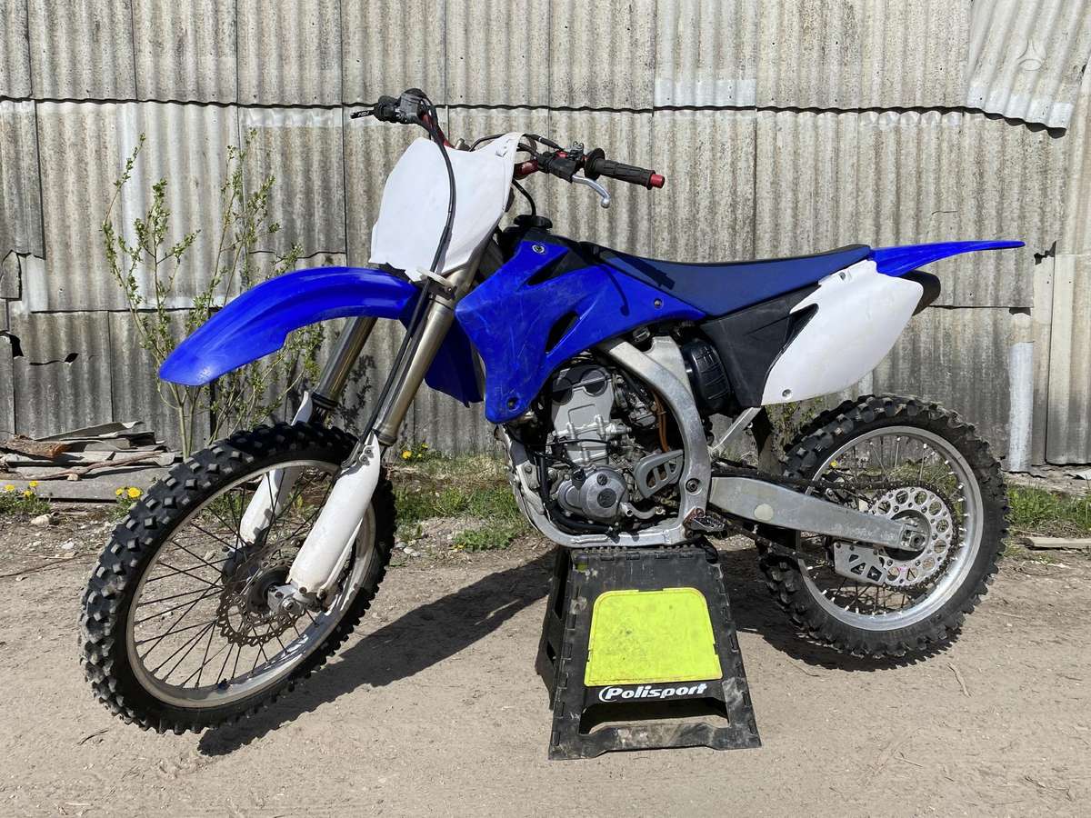 Yamaha YZF, krosiniai