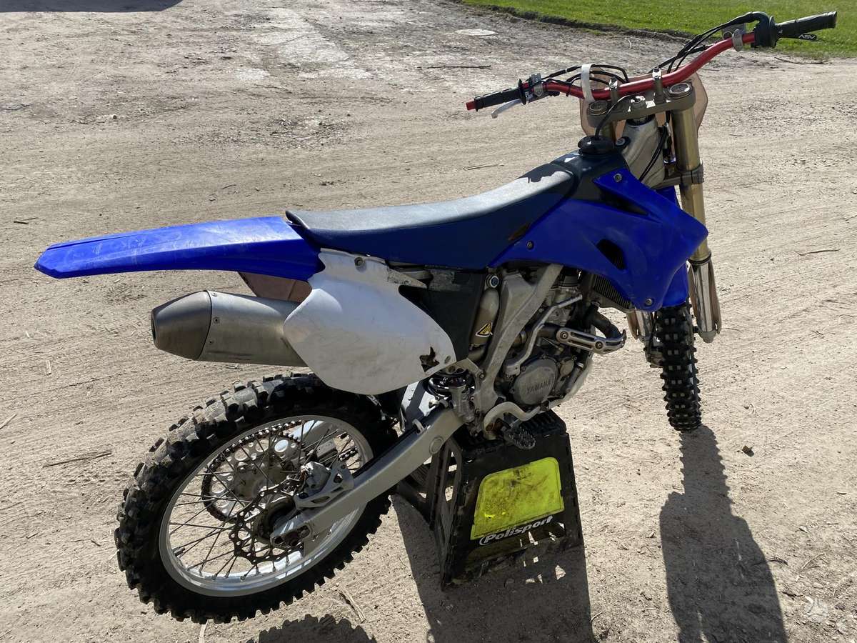 Yamaha YZF, krosiniai