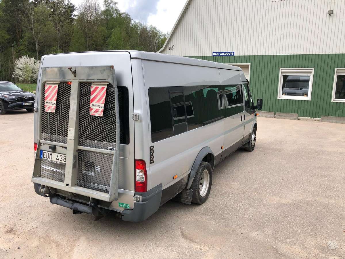 Ford Transit, pasažieru mikroautobuss