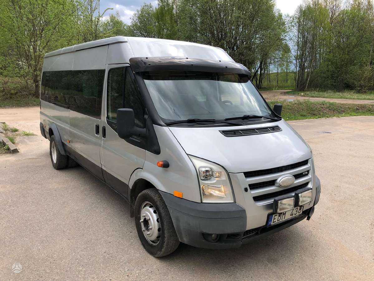 Ford Transit, passenger vans