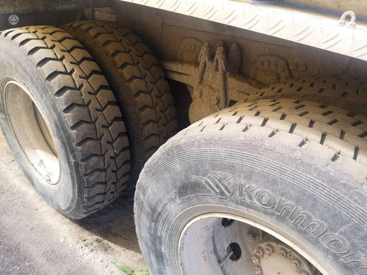 Volvo F12 Only chassis, шасси