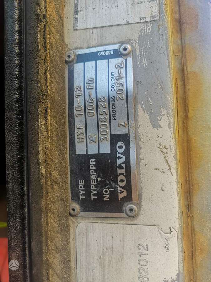 Volvo F12 Only chassis, шасси