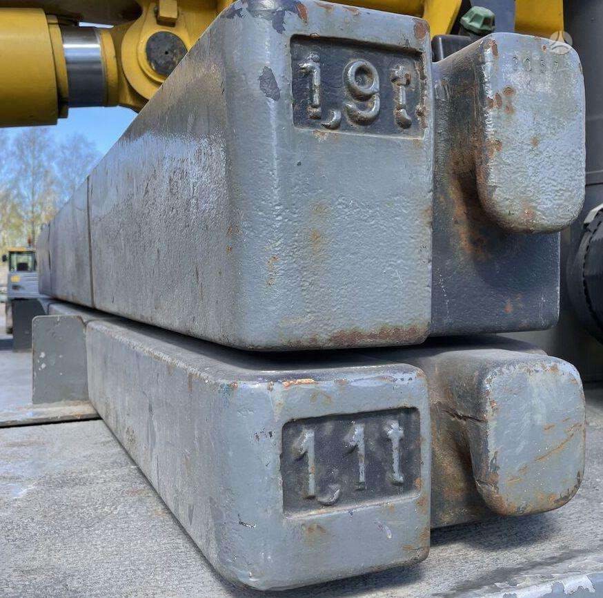 Grove GMK 2035, crane