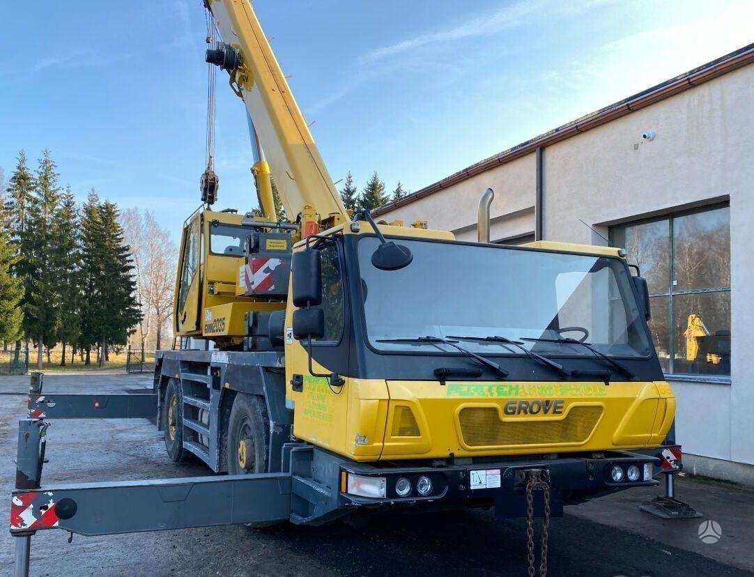 Grove GMK 2035, crane