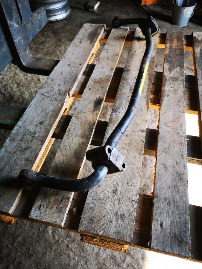 MAN TGL 8.220 , Priekinis stabiliz, trucks
