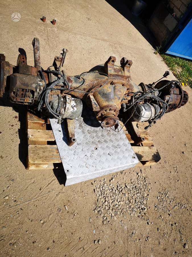 MAN LE 12.220, trucks