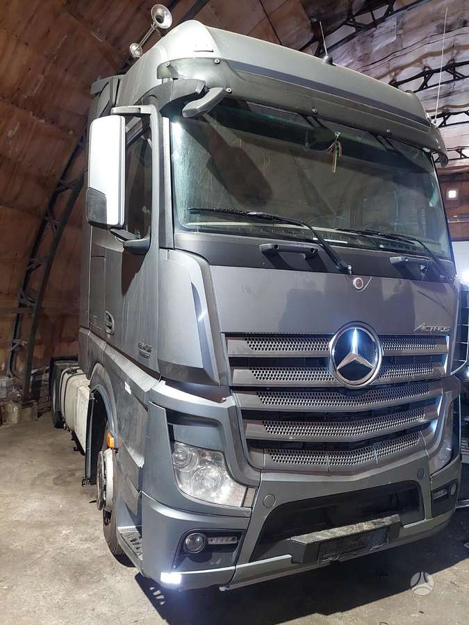 Mercedes-Benz Actros, тягачи