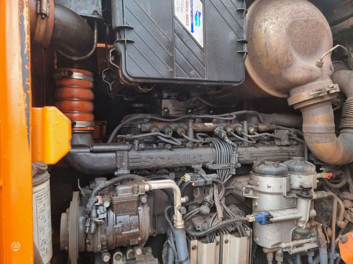 Doosan DL300-3, frontal loader