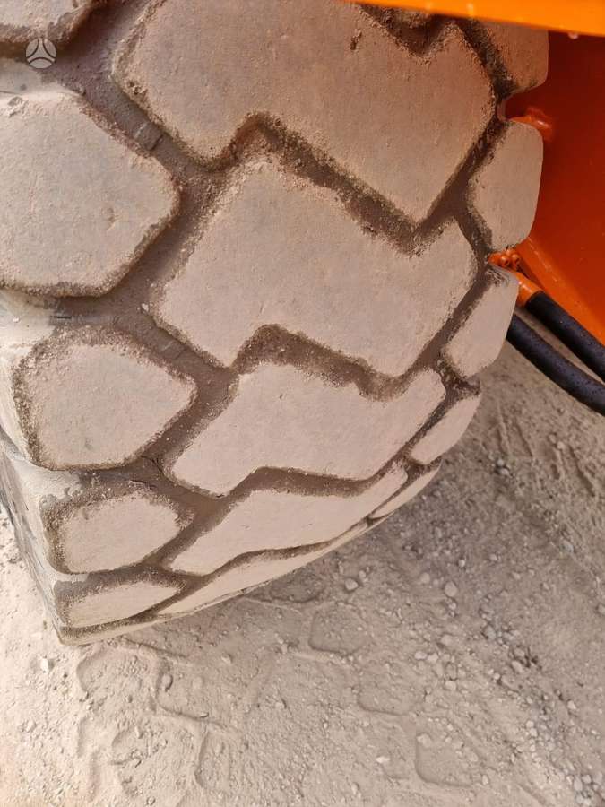 Doosan DL300-3, frontal loader