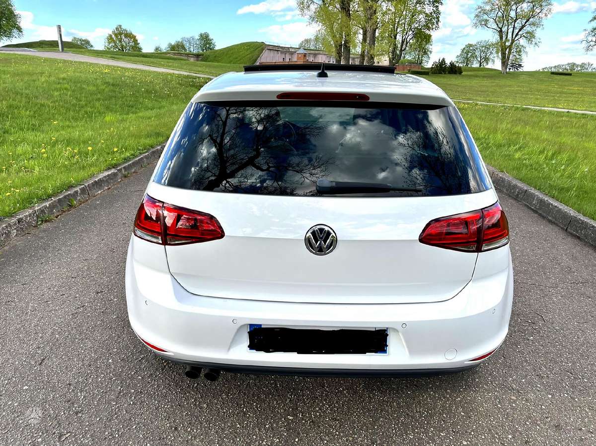 Volkswagen Golf, 2.0 l., hečbekas