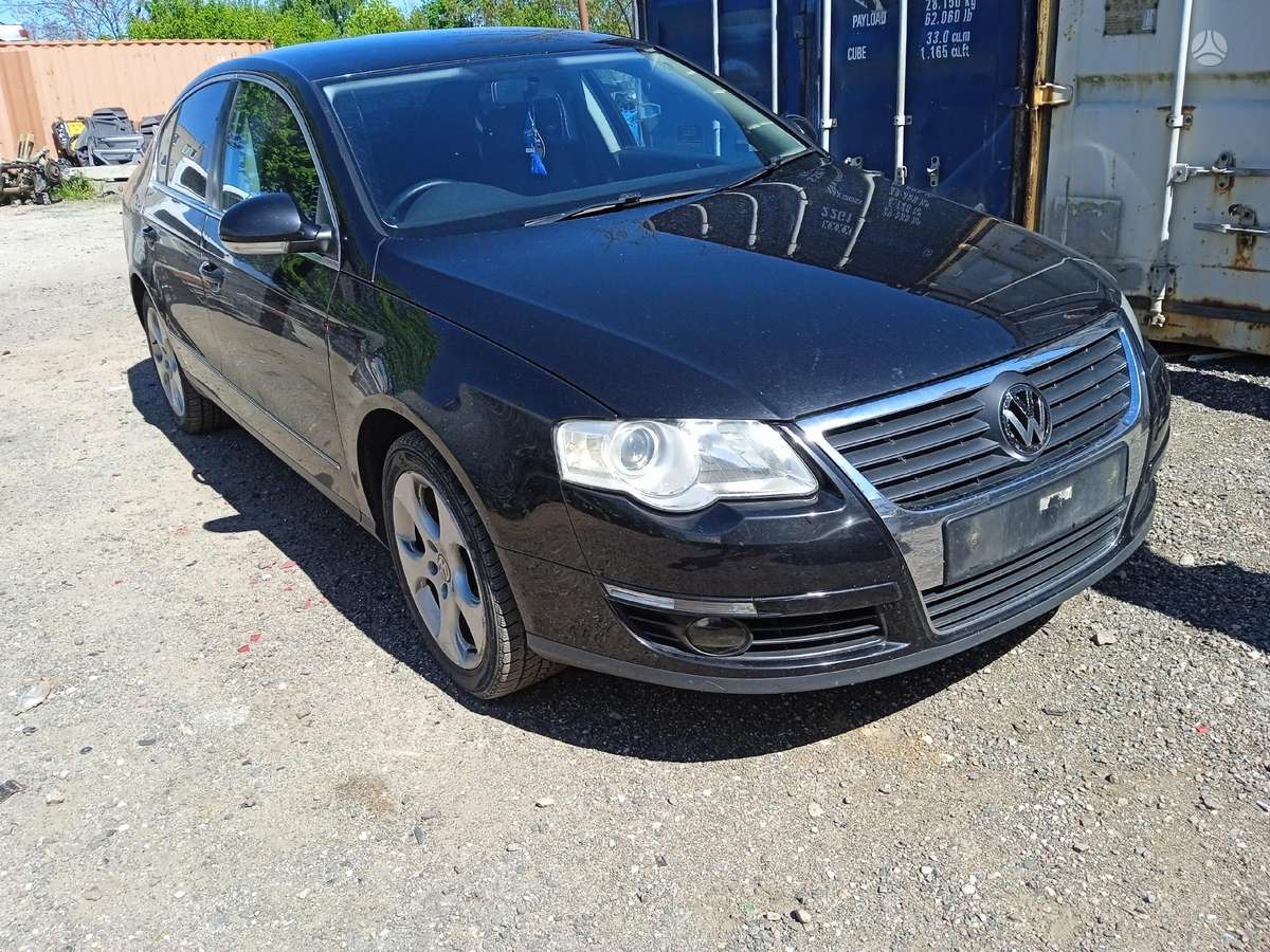 Volkswagen Passat for parts. Dalimis