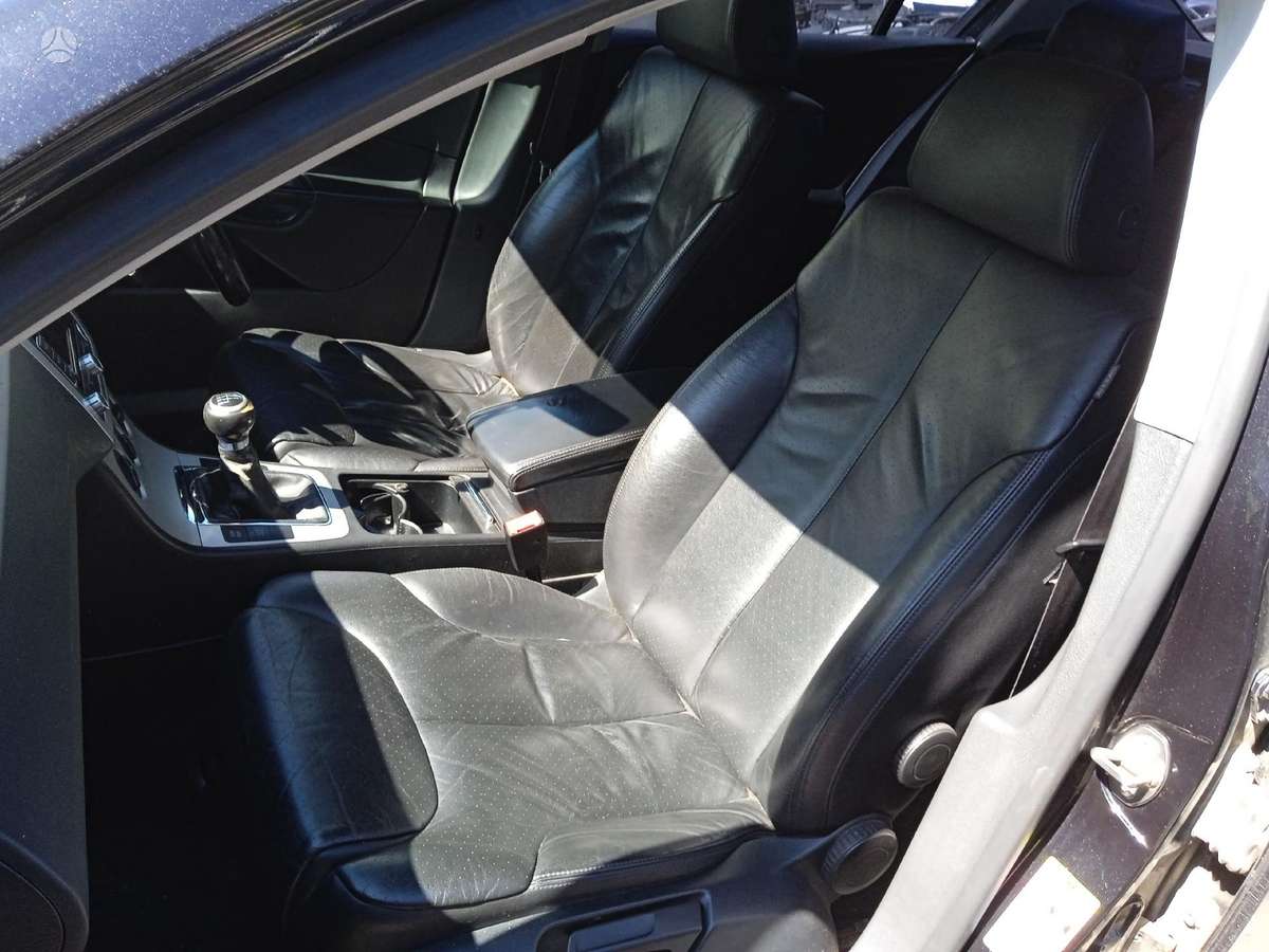 Volkswagen Passat for parts. Dalimis