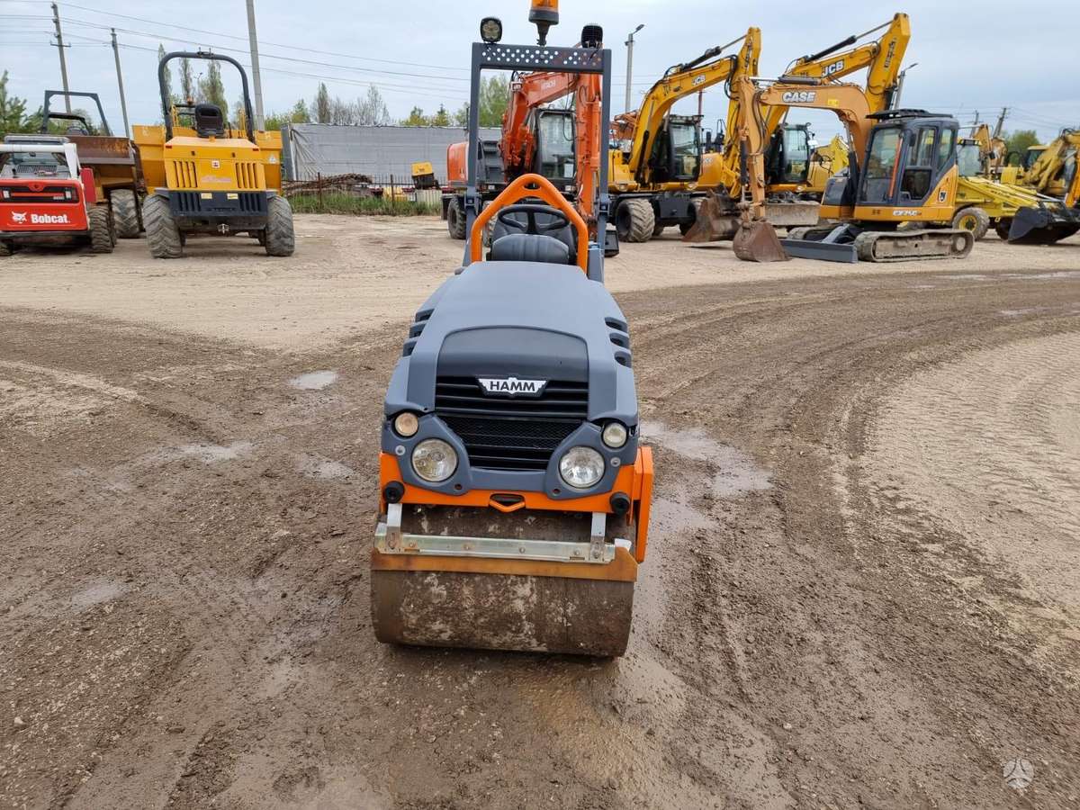 Hamm HD8VV, vibrator / compactor