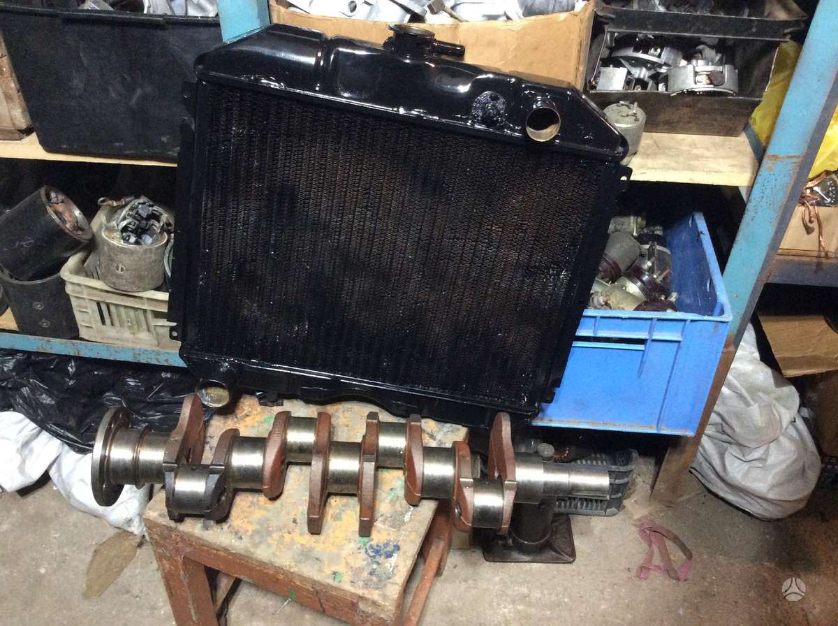 GAZ 24 детали салона