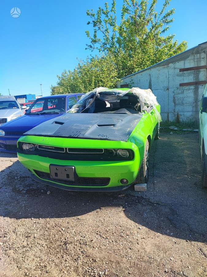 Dodge Challenger 4x4