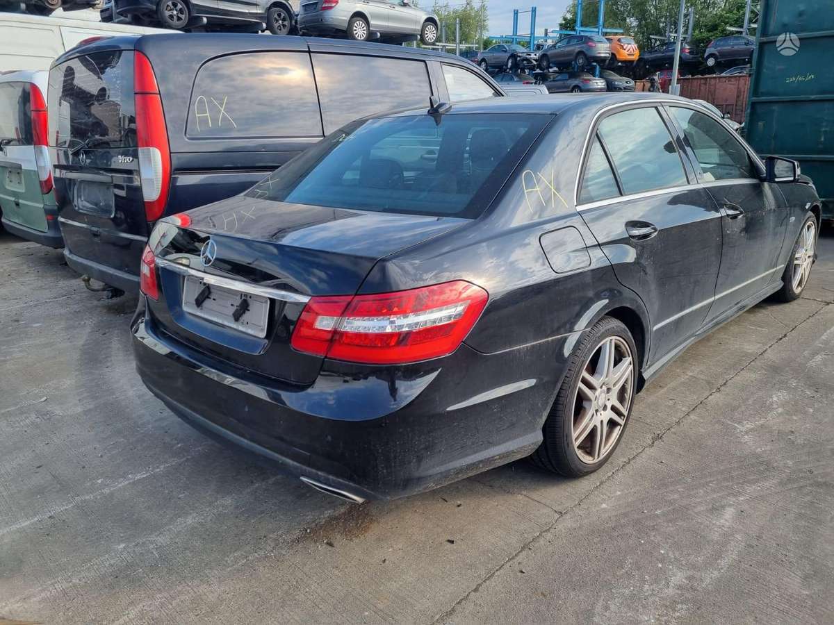 Mercedes-Benz E220 Rida 117 tks km