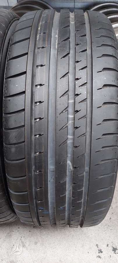 Continental, vasaras 235/45 R18