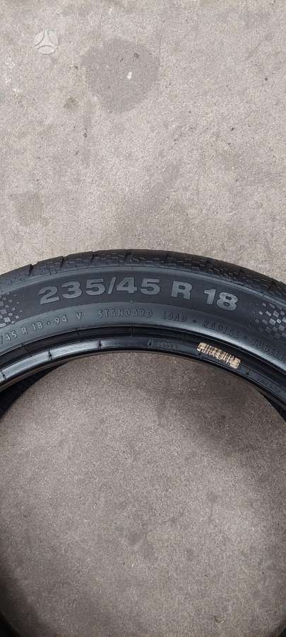 Continental, vasaras 235/45 R18