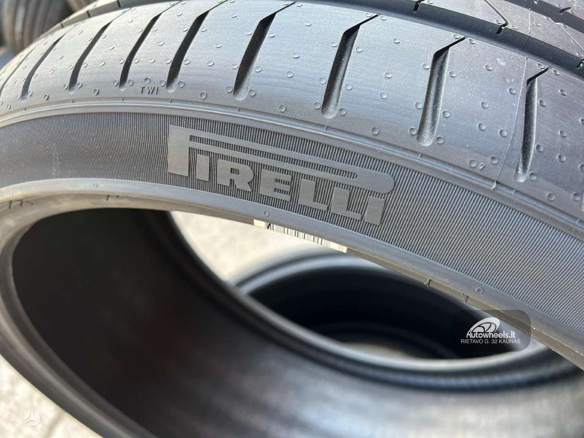 Pirelli P-Zero, летние 245/35 R21