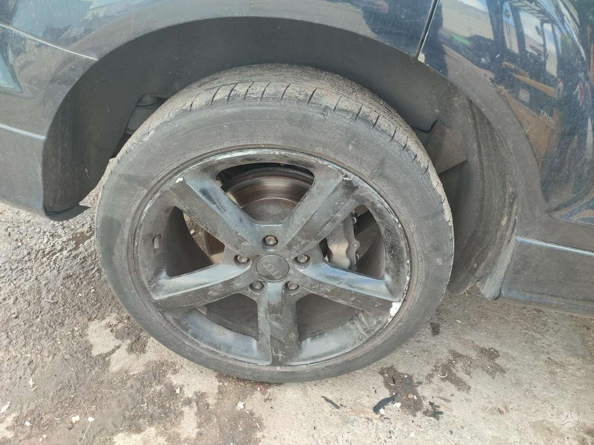 Audi Q7 rezerves daļās