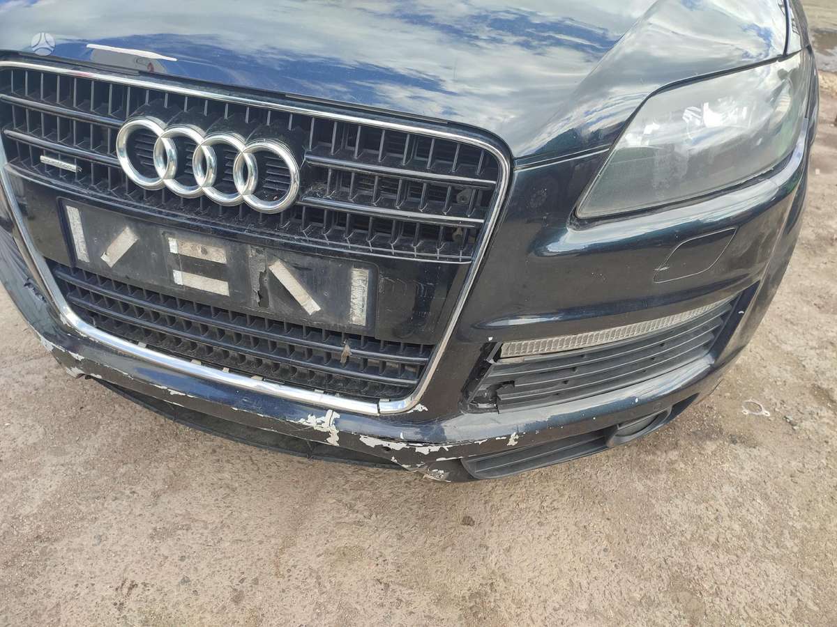 Audi Q7 по частям