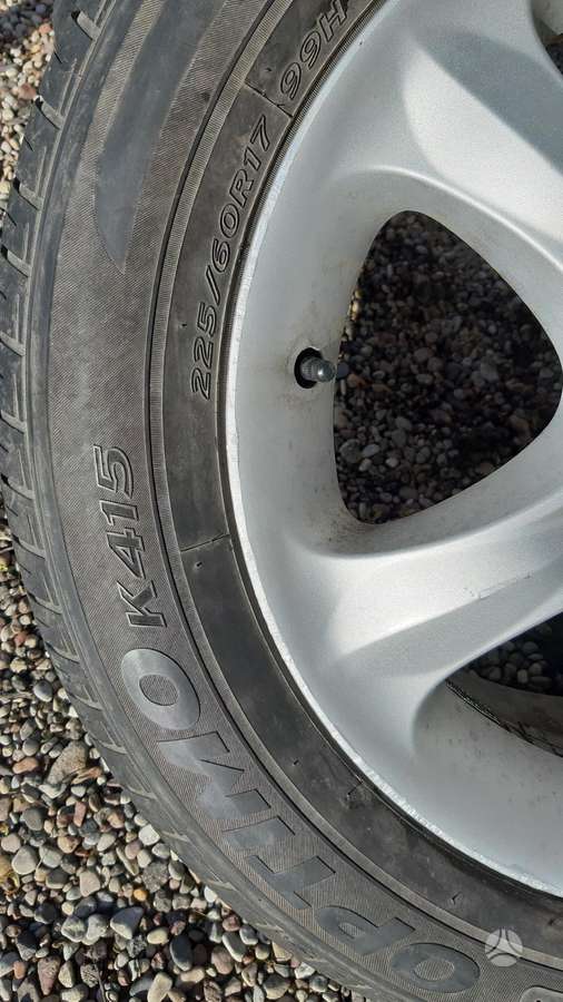 Continental, всесезонные 225/60 R17