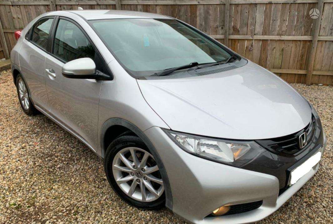 Honda Civic Visa info telefonu