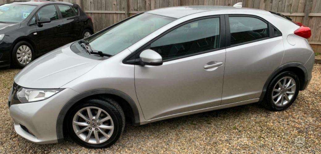 Honda Civic Visa info telefonu