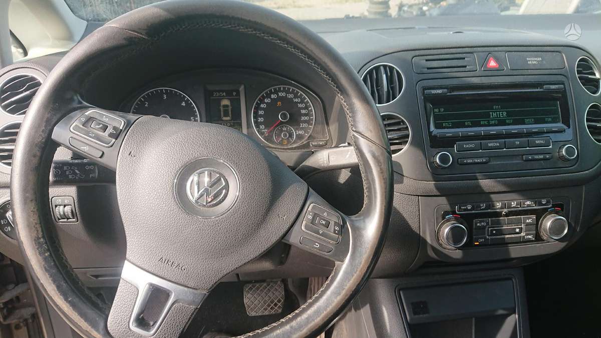 Volkswagen Golf Plus по частям