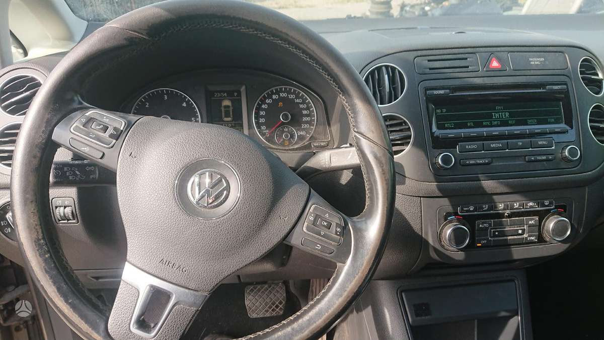 Volkswagen Golf Plus rezerves daļās