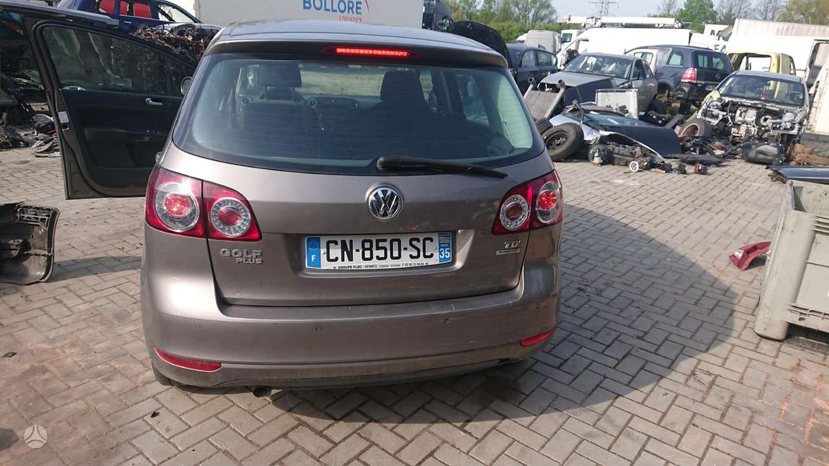 Volkswagen Golf Plus по частям