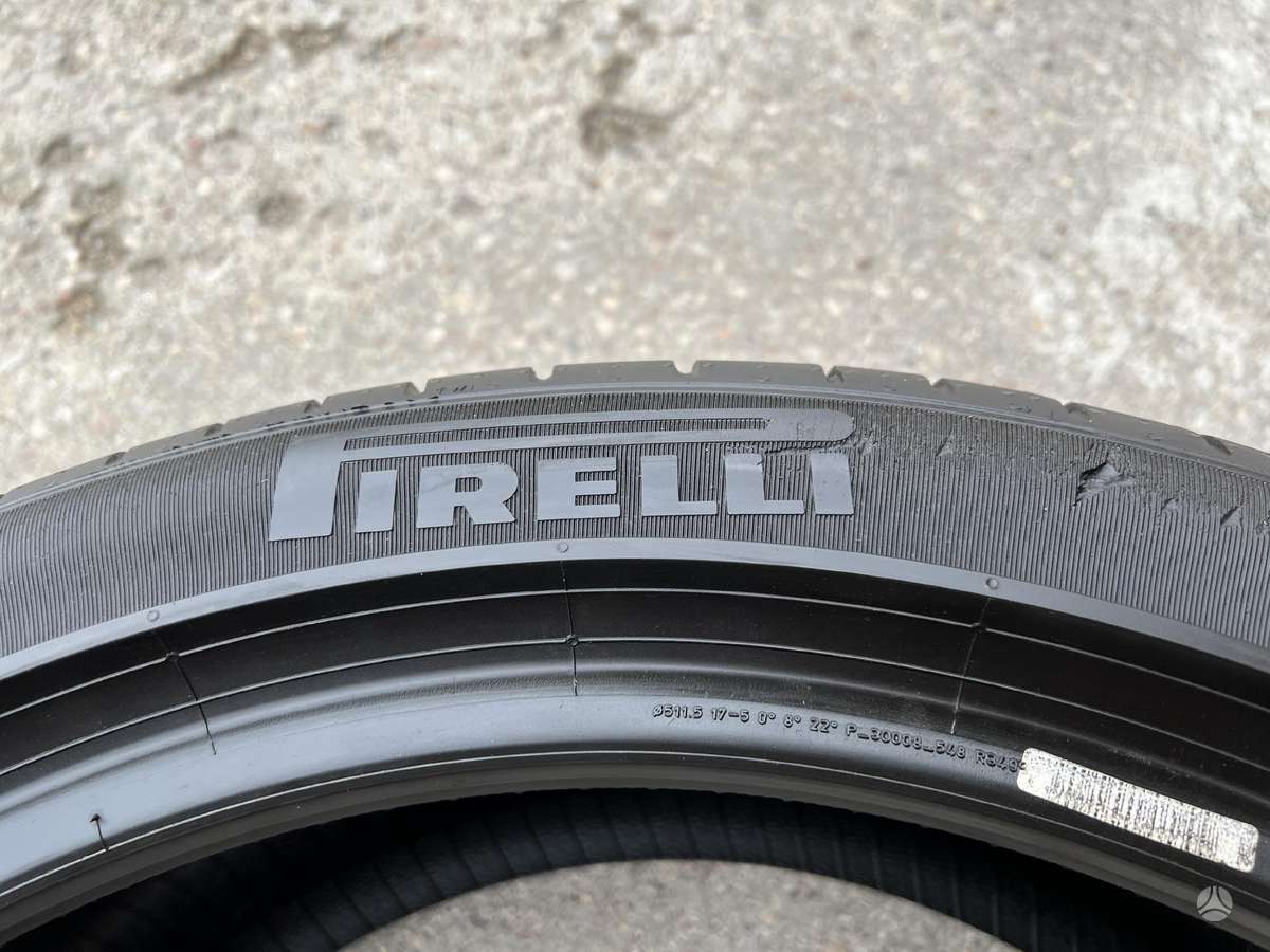 Pirelli P-Zero, летние 255/40 R20